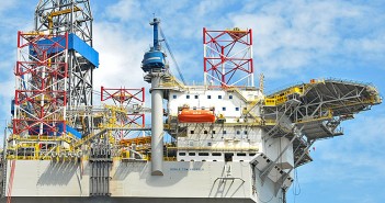 Santos awards drilling support contract to MMA Offshore
